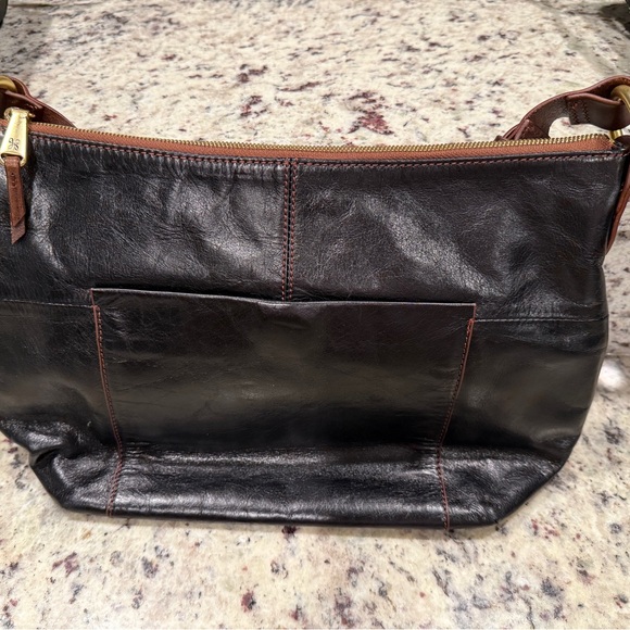 Hobo Elegant Black Leather Shoulder Bag - Picture 2 of 4